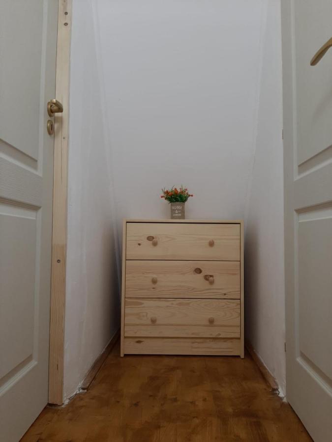 Cabana Din Livada Pucioasa Buitenkant foto