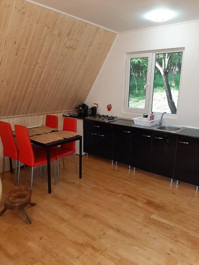 Cabana Din Livada Pucioasa Buitenkant foto