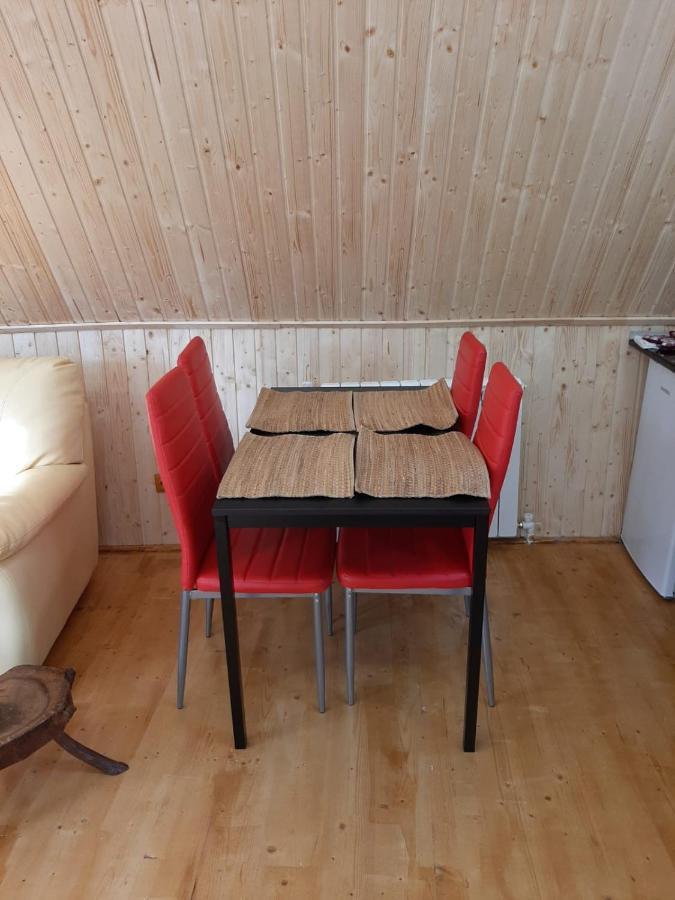 Cabana Din Livada Pucioasa Buitenkant foto