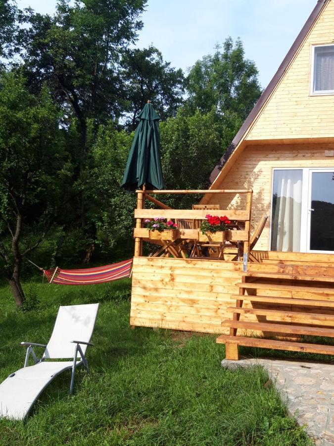 Cabana Din Livada Pucioasa Buitenkant foto